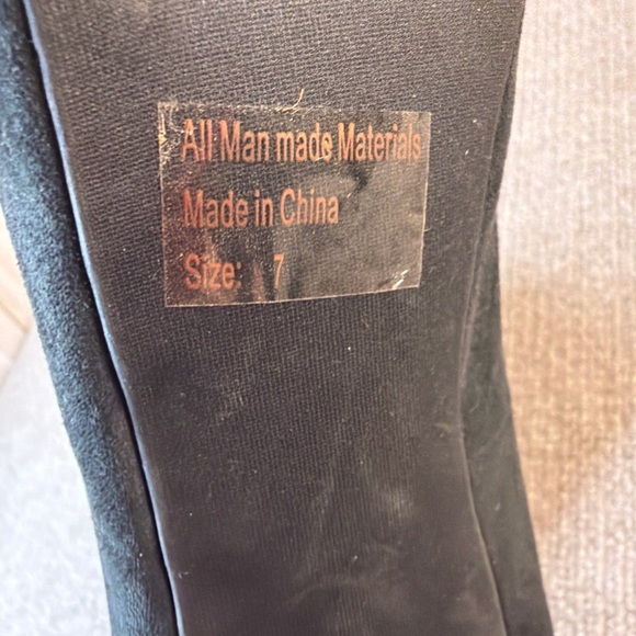 Black Spiked Women's Heels - Picture 4 of 4